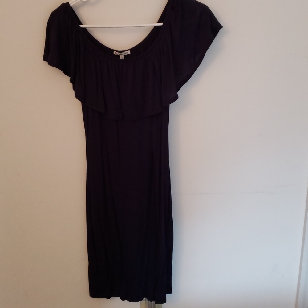 Navy blue sleeveless dress
